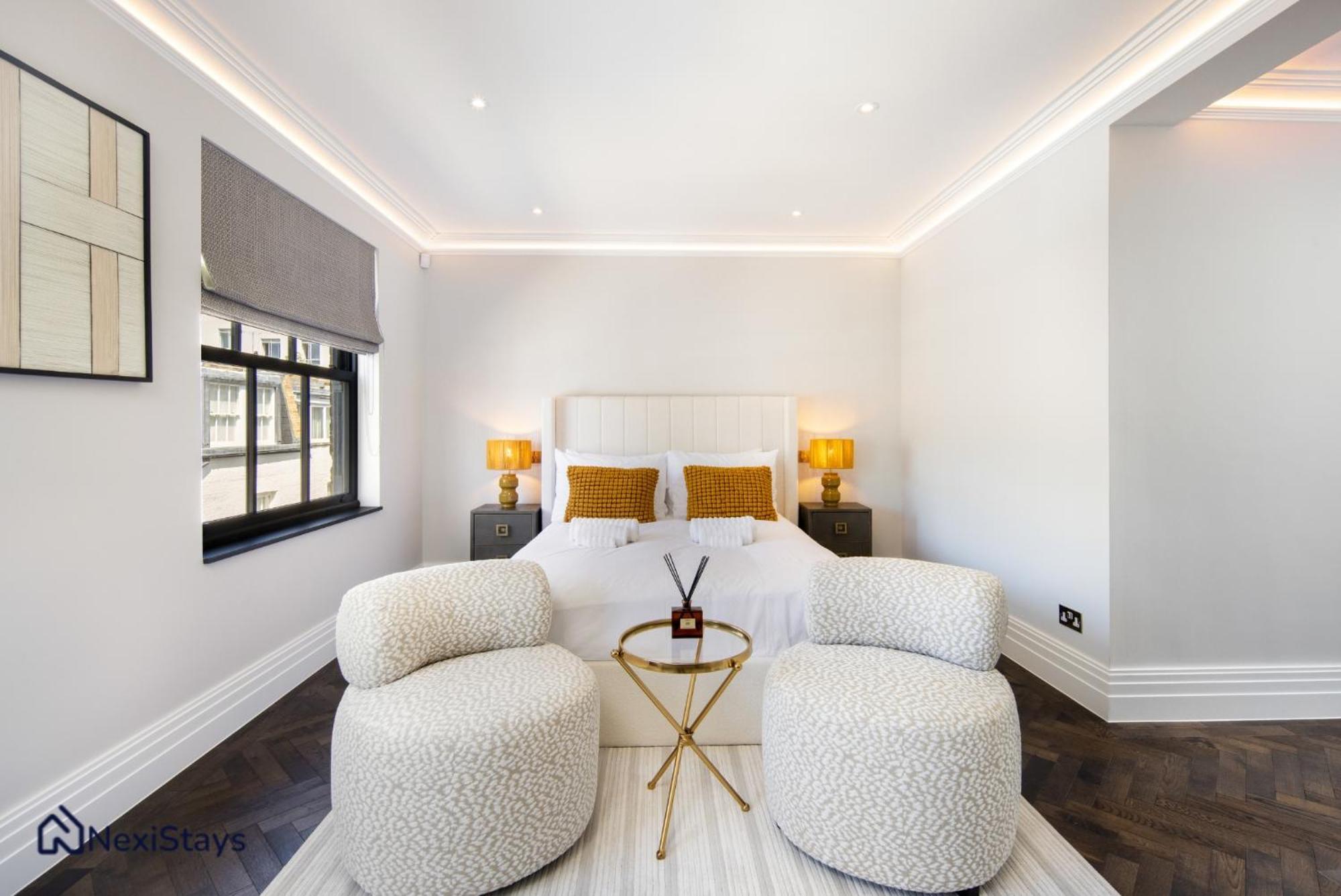 1 Min Walk To Harrods, Knightsbridge Penthouse * London