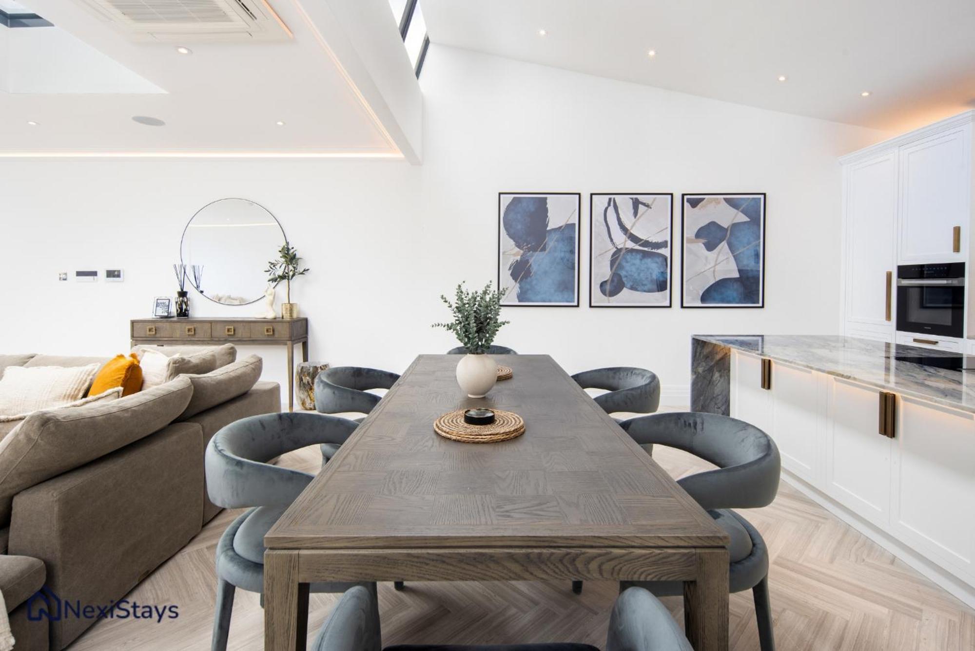 Apartment 1 Min Walk To Harrods, Knightsbridge Penthouse London
